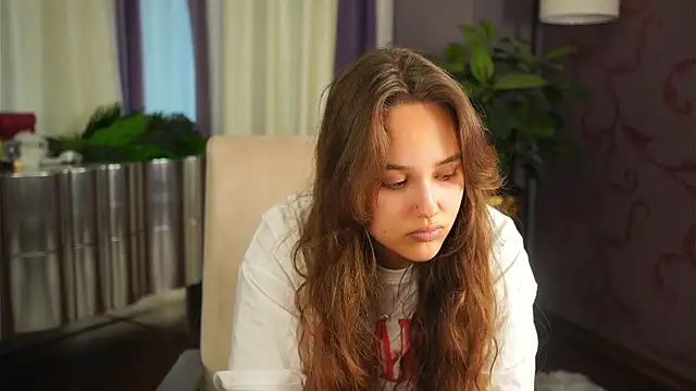 Snapshot of AlesiaTouhey chatting on 11/18/25, 11:13 AlesiaTouhey online show from 11/18/25, 11:13