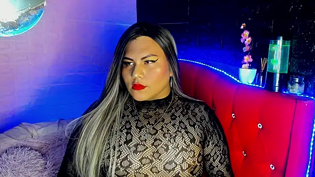 Snapshot of Chloe_Nasty chatting on 11/15/25, 12:14 Chloe Nasty online show from 11/15/25, 12:14