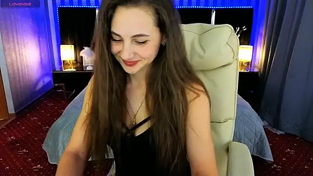 LayllaStarr online show from 11/30/25, 02:07