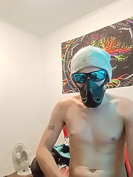 Snapshot of Arlo_King chatting on 11/13/25, 08:46 Arlo King online show from 11/13/25, 08:46