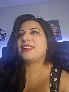 Snapshot of Catalinajane1 chatting on 02/07/26, 05:32 Catalinajane1 online show from 02/07/26, 05:32