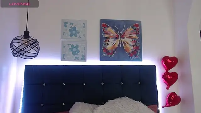 Catalinajane1 online show from 04/03/26, 01:39