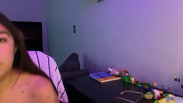 Snapshot of BabiSander11 chatting on 12/19/25, 02:04 BabiSander11 online show from 12/19/25, 02:04