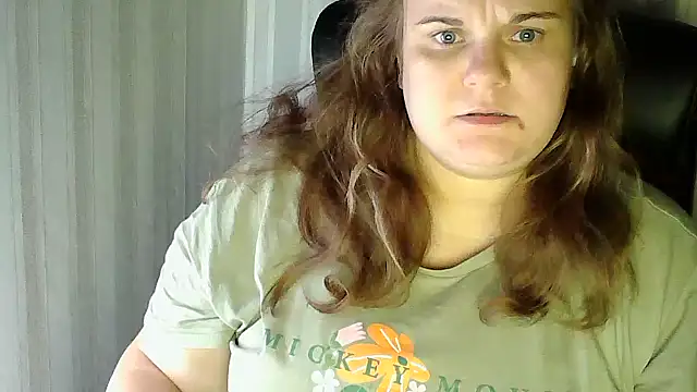 HollyXXEva online show from 11/24/25, 12:32