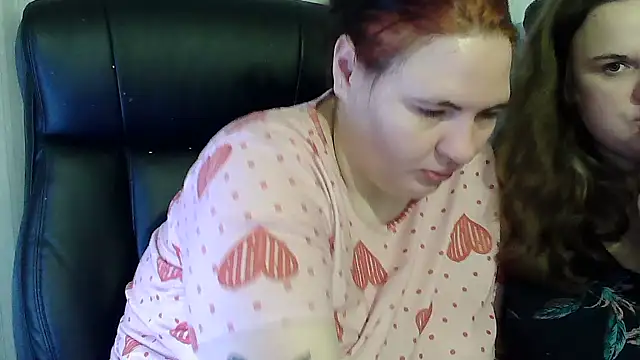 HollyXXEva online show from 11/29/25, 06:30