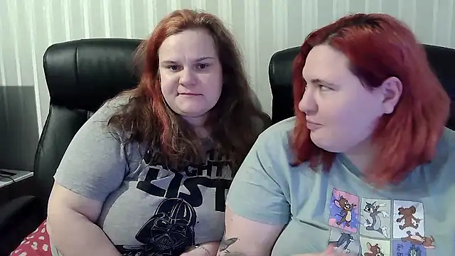 HollyXXEva online show from 01/16/26, 08:02