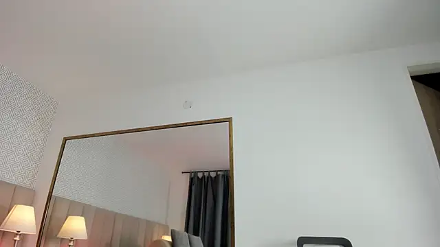 Sasha Wolff online show from 03/31/26, 07:05