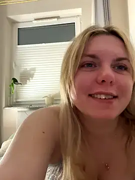 Nallinee online show from 11/30/25, 07:25