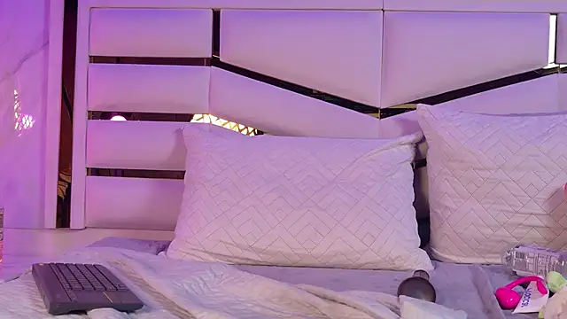 nix wolf online show from 01/16/26, 03:16