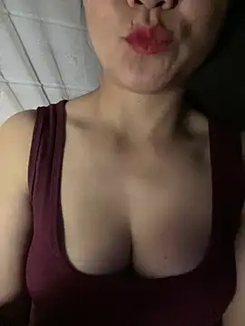 Snapshot of Diana-sexyy chatting on 03/28/26, 02:51 Diana-sexyy online show from 03/28/26, 02:51