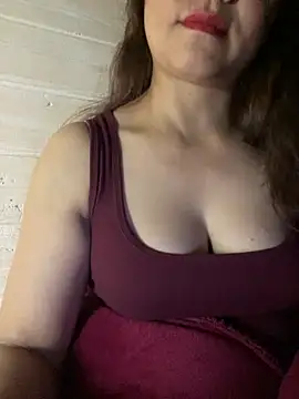 Snapshot of Diana-sexyy chatting on 03/25/26, 01:32 Diana-sexyy online show from 03/25/26, 01:32