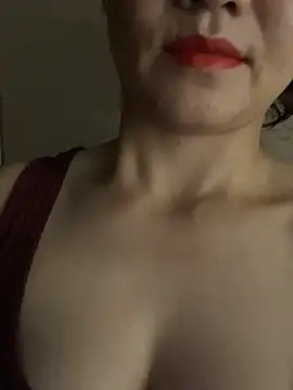 Diana-sexyy online show from 04/18/26, 01:57