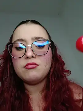 Snapshot of selene_rouse_ chatting on 04/24/26, 01:07 selene rouse online show from 04/24/26, 01:07