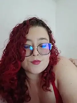 Snapshot of selene_rouse_ chatting on 04/18/26, 11:38 selene rouse online show from 04/18/26, 11:38