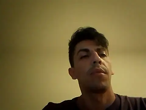 Snapshot of roddyron1n chatting on 11/13/25, 03:21 roddyron1n online show from 11/13/25, 03:21