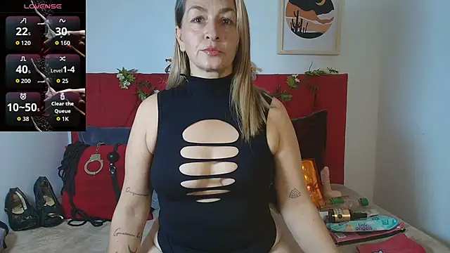 Kim raver40 online show from 12/05/25, 06:39