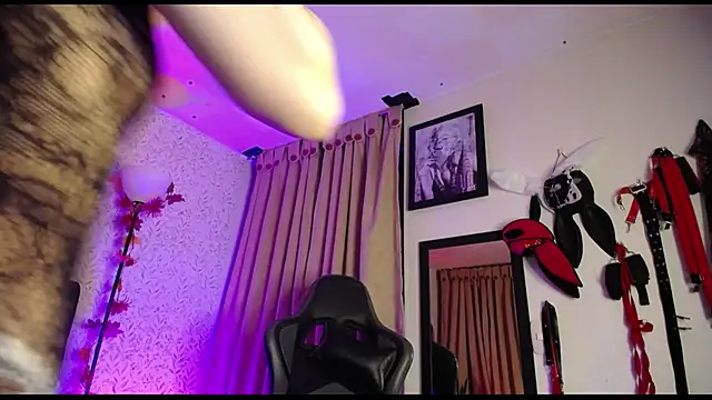 Noise Lux33 online show from 12/14/25, 02:55