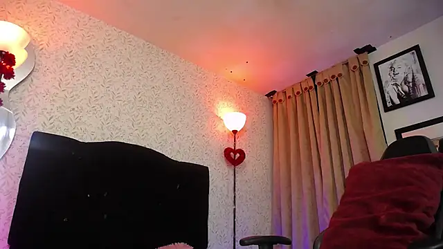 Noise Lux33 online show from 04/01/26, 04:36