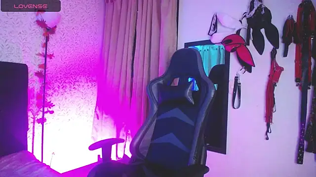 Noise Lux33 online show from 11/20/25, 12:17