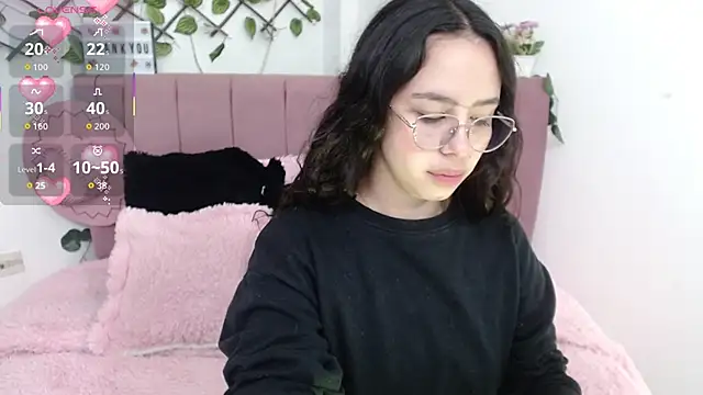 amaris ferrer online show from 12/22/25, 01:44