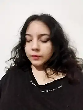 chibi love online show from 01/17/26, 02:37