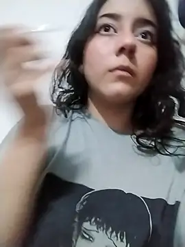 chibi love online show from 12/19/25, 05:54