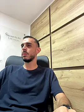 juancamodel online show from 11/24/25, 07:03