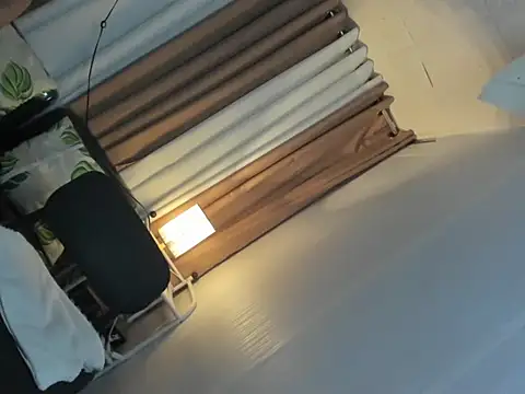 Xxjasmine foxxX online show from 12/04/25, 06:07