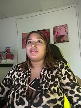 morena-2025 online show from 05/25/26, 10:52