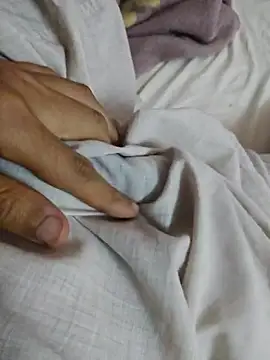 Atefnabil1 online show from 04/25/26, 11:46