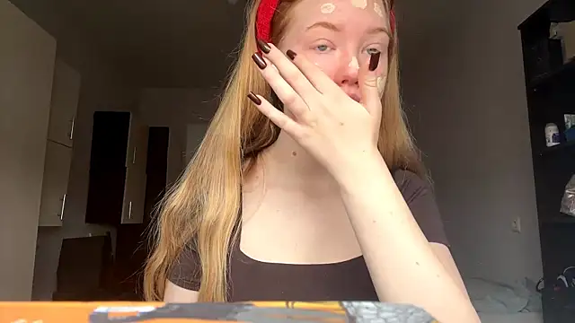 FerminaDepaula online show from 11/14/25, 08:18