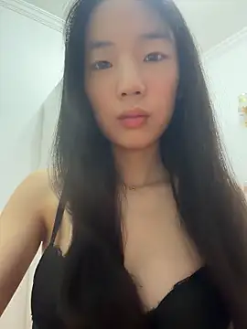 Snapshot of TinyBabe chatting on 04/29/26, 02:10 TinyBabe online show from 04/29/26, 02:10