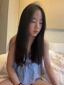 TinyBabe online show from 04/14/26, 03:28