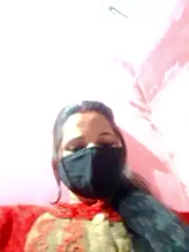 Bigg bhabi online show from 12/04/25, 01:21