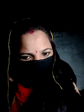 Bigg bhabi online show from 12/03/25, 11:04