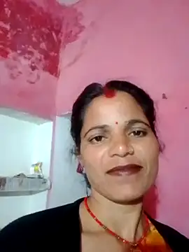 Bigg bhabi online show from 11/18/25, 12:26