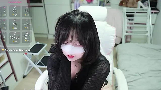 kimhyeona2005 online show from 05/17/26, 10:48