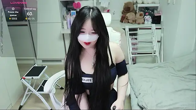 kimhyeona2005 online show from 03/23/26, 12:05