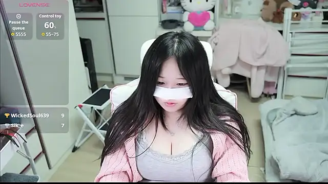 kimhyeona2005 online show from 01/19/26, 12:20