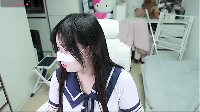 kimhyeona2005 online show from 02/11/26, 11:54