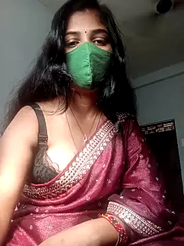 Snapshot of JYOTIKUR_35 chatting on 11/18/25, 06:28 JYOTIKUR 35 online show from 11/18/25, 06:28