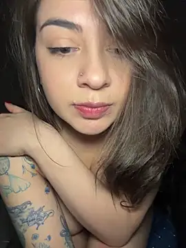 Lovynna online show from 04/28/26, 07:51