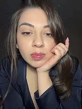 Lovynna online show from 05/10/26, 05:37