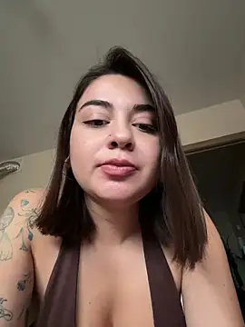 Snapshot of Lovynna chatting on 07/10/26, 05:02 Lovynna online show from 07/10/26, 05:02