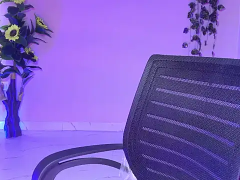 Saira Hotty online show from 02/09/26, 03:48