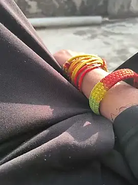 Ritik143jhil online show from 12/22/25, 10:26