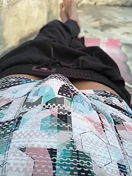 Ritik143jhil online show from 11/23/25, 10:03