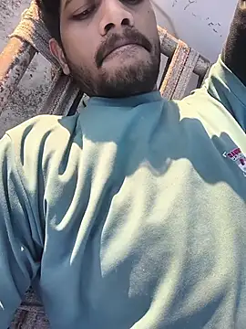 Ritik143jhil online show from 12/19/25, 11:12