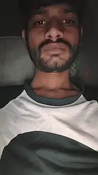 Ritik143jhil online show from 04/12/26, 07:28