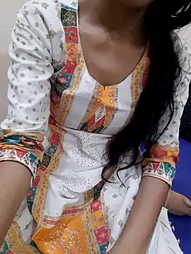 Asha devi90 online show from 02/28/26, 03:44